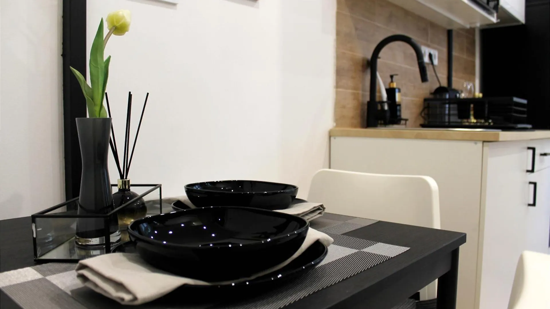 The Ernest Apartment Budapest 0*,  Hungary